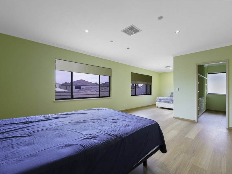 25 Vivaldi Avenue, Stirling WA 6021