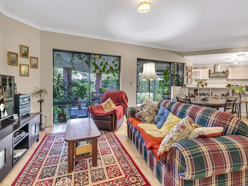 5a Railway Rd, Kalamunda WA 6076