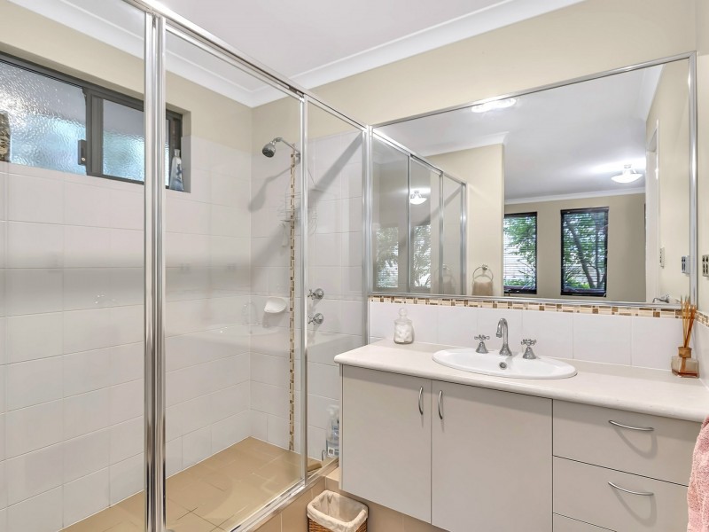 5a Railway Rd, Kalamunda WA 6076