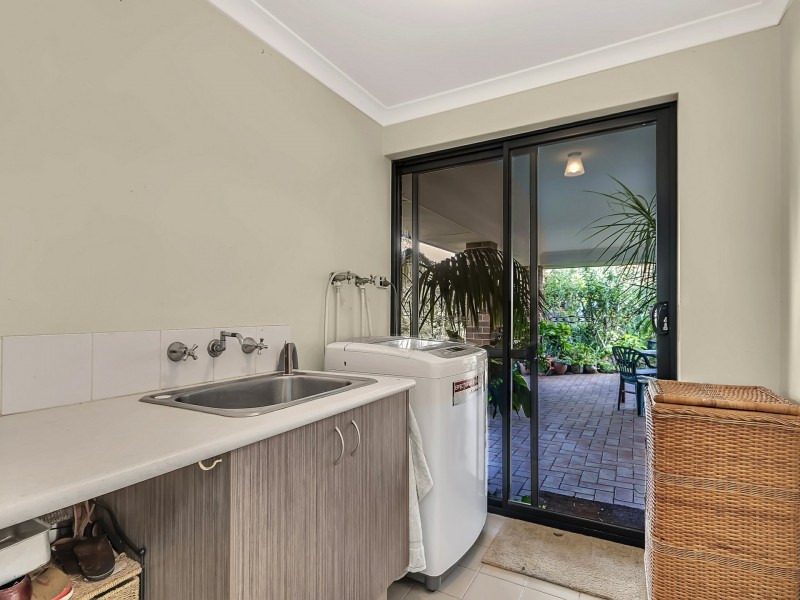 5a Railway Rd, Kalamunda WA 6076