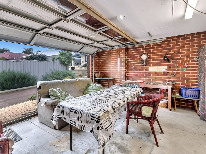 5a Railway Rd, Kalamunda WA 6076