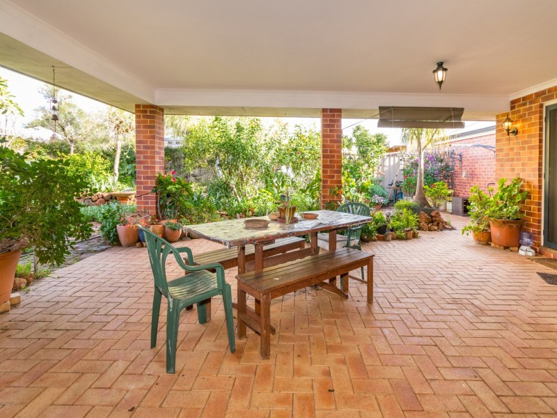 5a Railway Rd, Kalamunda WA 6076