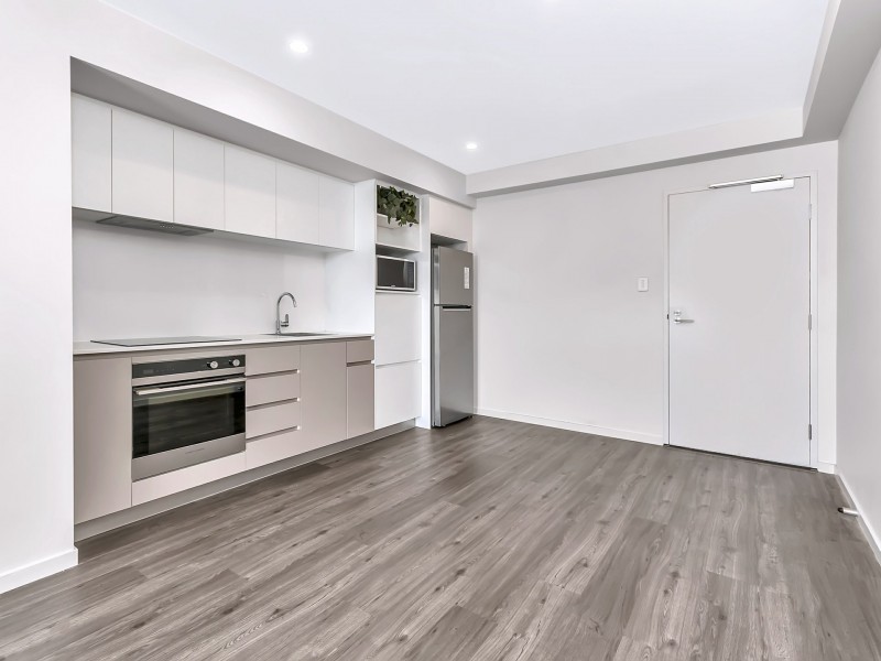 Level 8/98-5 Rowe Avenue, Rivervale WA 6103