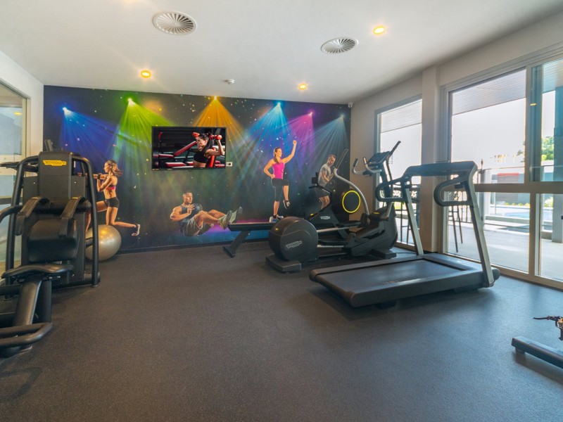 Level 8/98-5 Rowe Avenue, Rivervale WA 6103