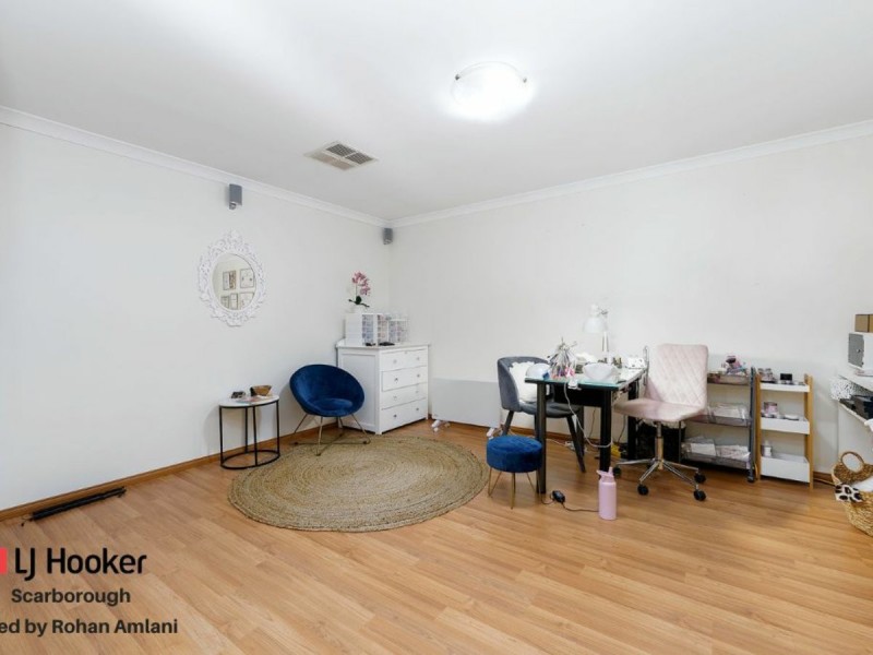 6 Pintaclo Way, Canning Vale WA 6155