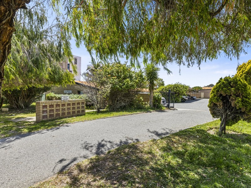 3-24 Hastings Street, Scarborough WA 6019