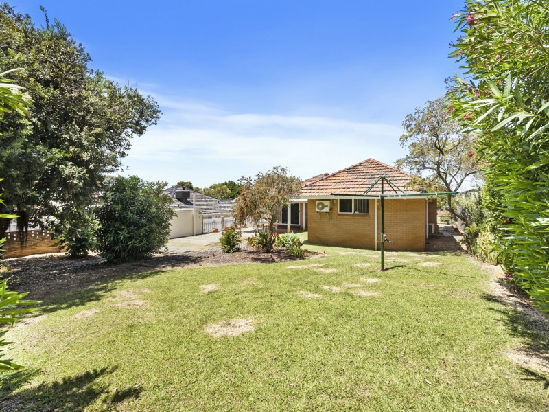 10 Turriff Road, Floreat WA 6014