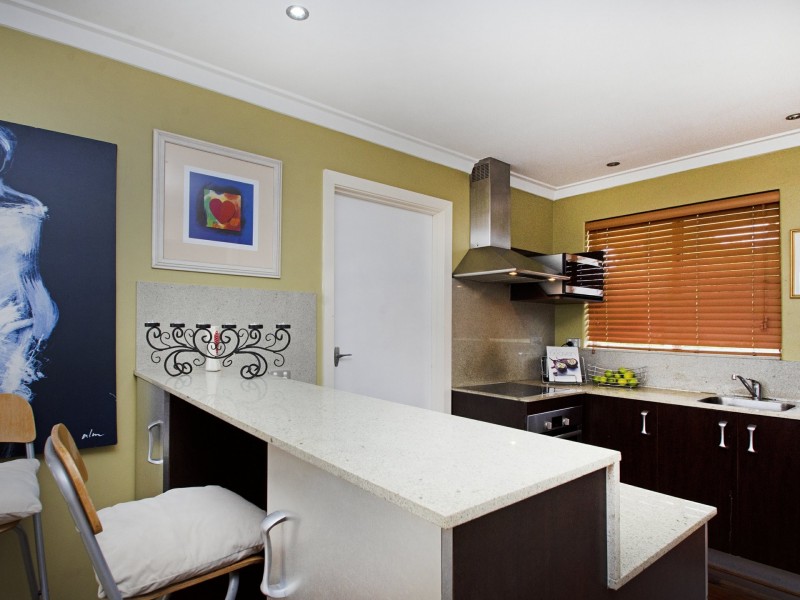 16/125 Hastings Street, Scarborough WA 6019