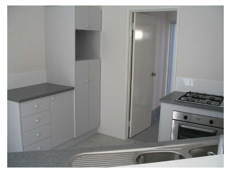 2/34 Barnes Road, Innaloo WA 6018