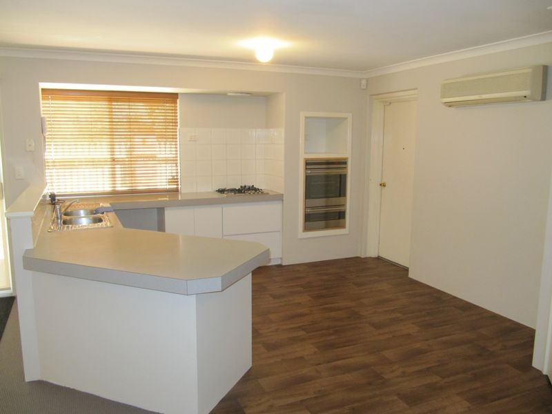 7 Lakewaters View, Gwelup WA 6018
