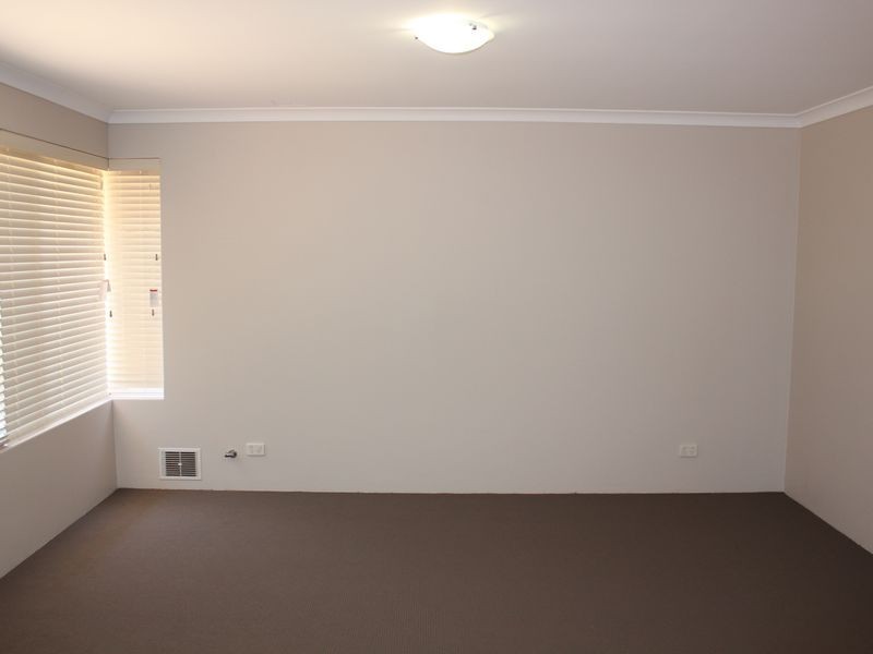 7 Lakewaters View, Gwelup WA 6018