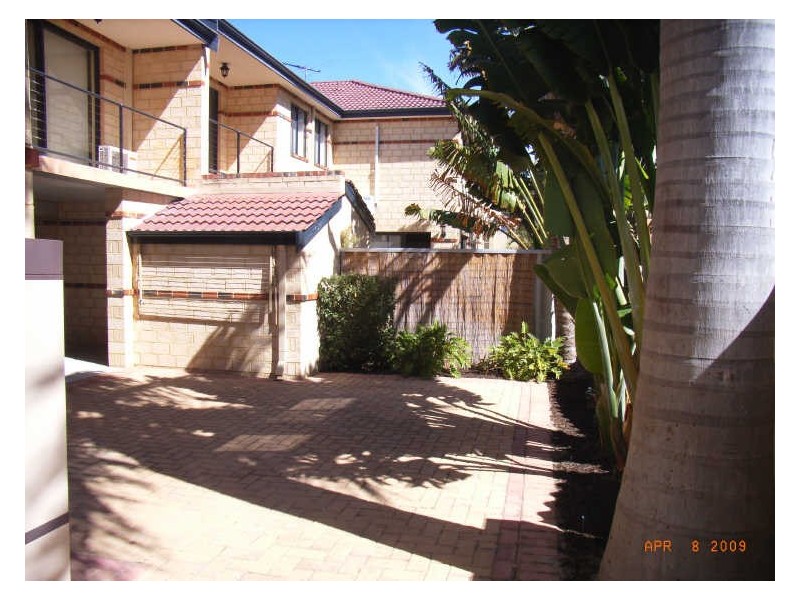 15B Selina Street, Innaloo WA 6018