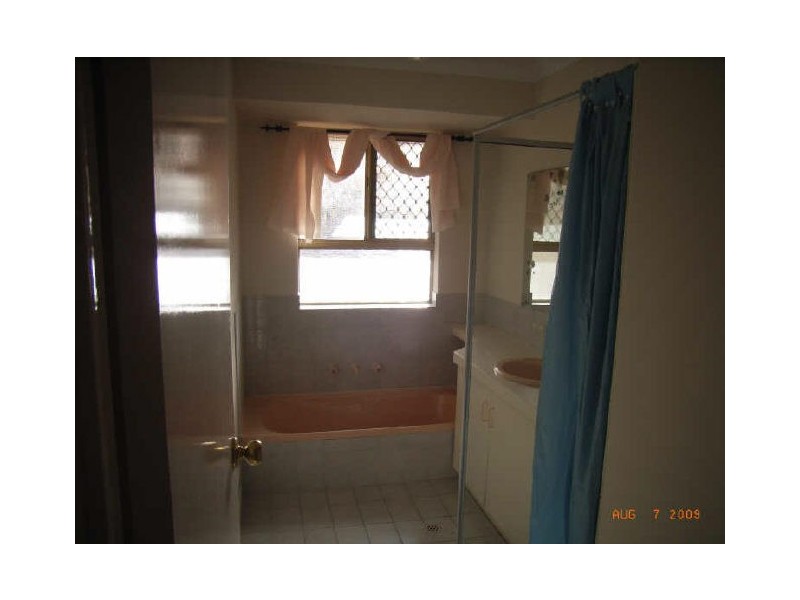 7 Bindoo Rise, Woodvale WA 6026