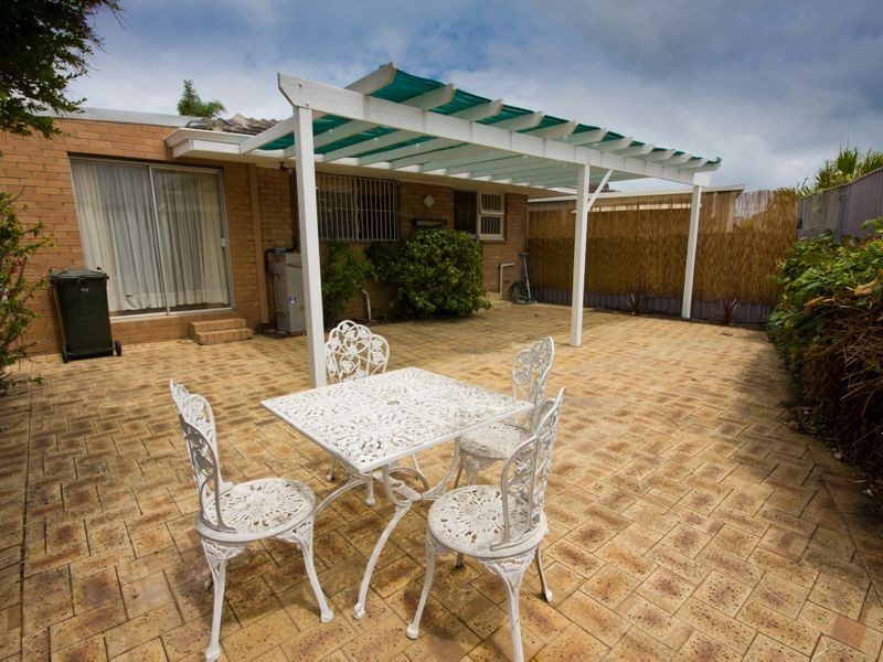 2 Buntine Road, Wembley Downs WA 6019