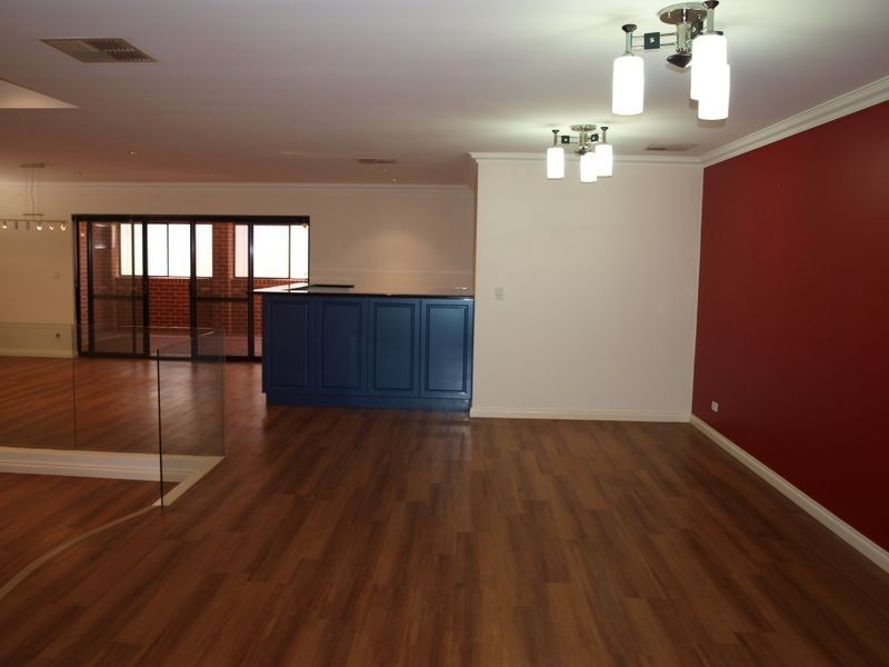 8 Ancona Link, Landsdale WA 6065