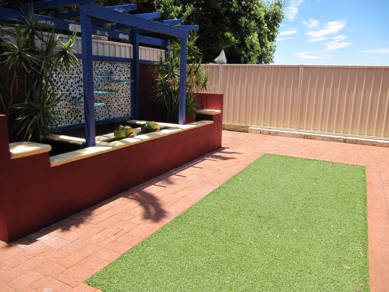 8 Ancona Link, Landsdale WA 6065