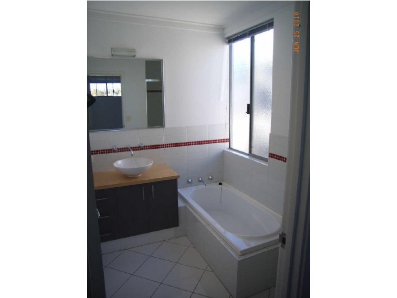 206a Grand Prom, Doubleview WA 6018