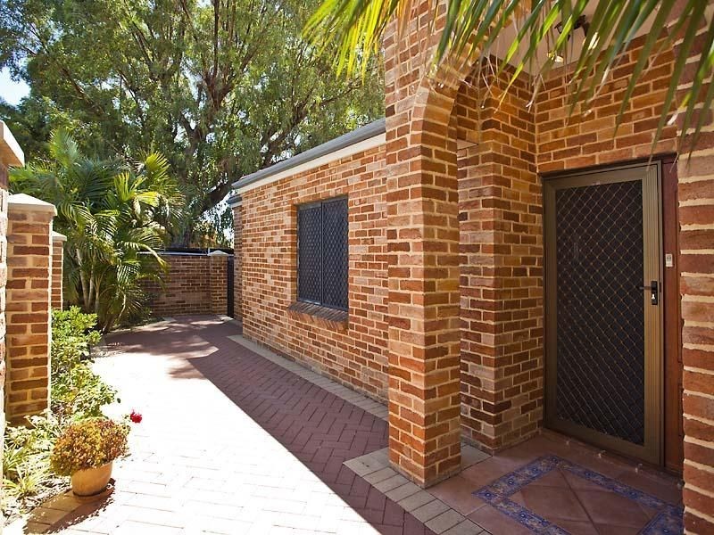 225A Hancock Street, Doubleview WA 6018