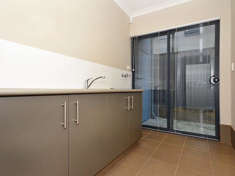 2 Sycon Way, Karrinyup WA 6018