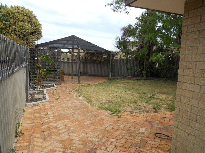 36a Peet Crescent, Trigg WA 6029
