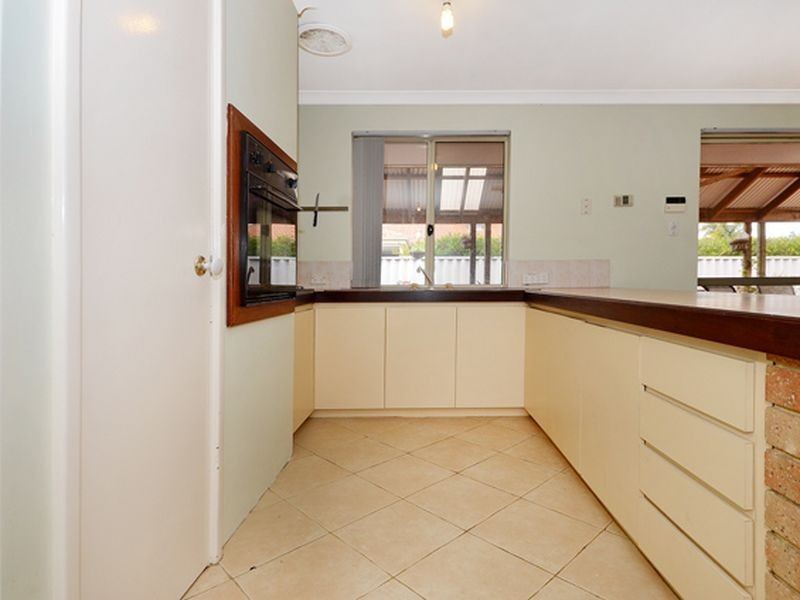 37 Picton Terrace, Alexander Heights WA 6064