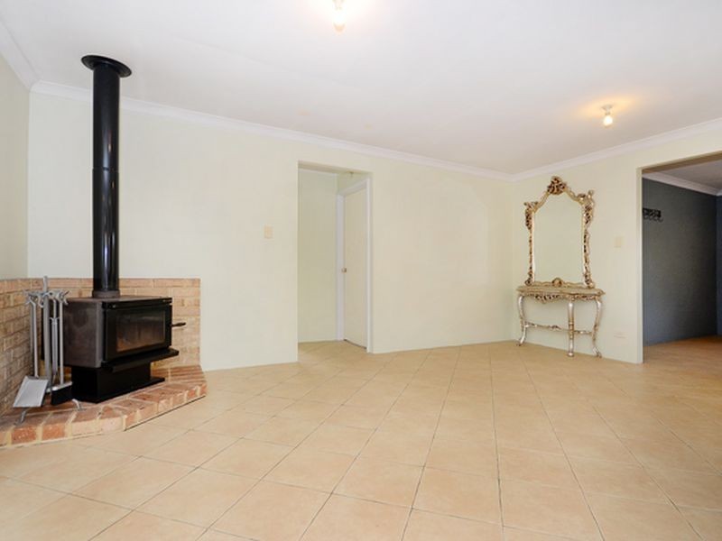 37 Picton Terrace, Alexander Heights WA 6064