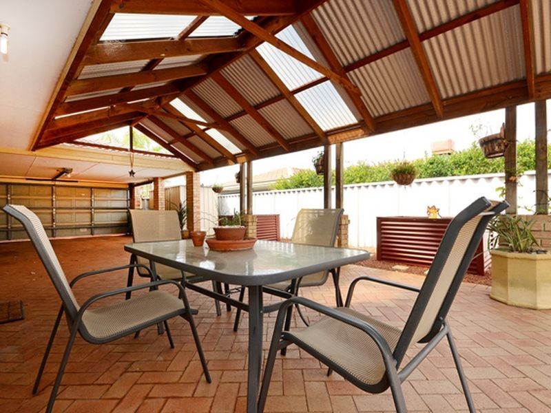 37 Picton Terrace, Alexander Heights WA 6064