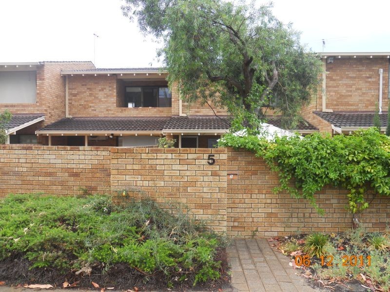 5/4 Corboy Street, Wembley WA 6014