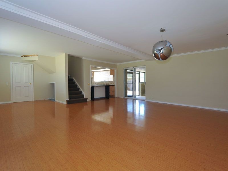 2 Fawcett Way, Warwick WA 6024