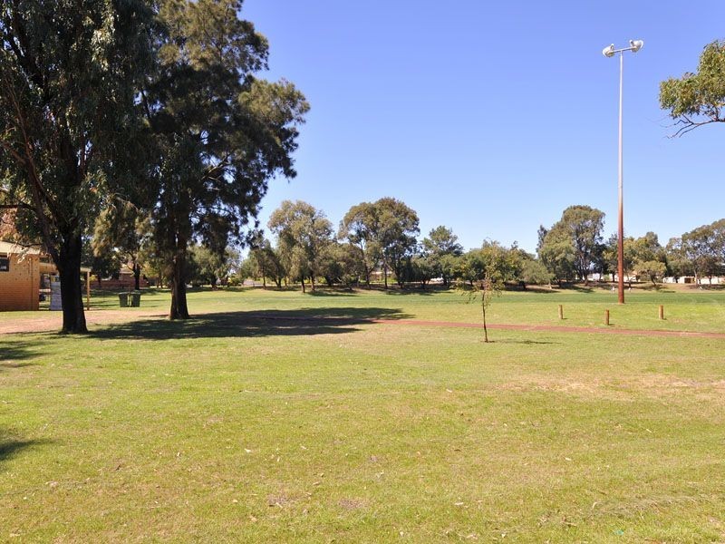 2 Fawcett Way, Warwick WA 6024