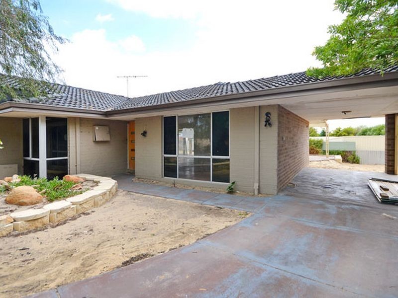 30 Wentworth Way, Padbury WA 6025