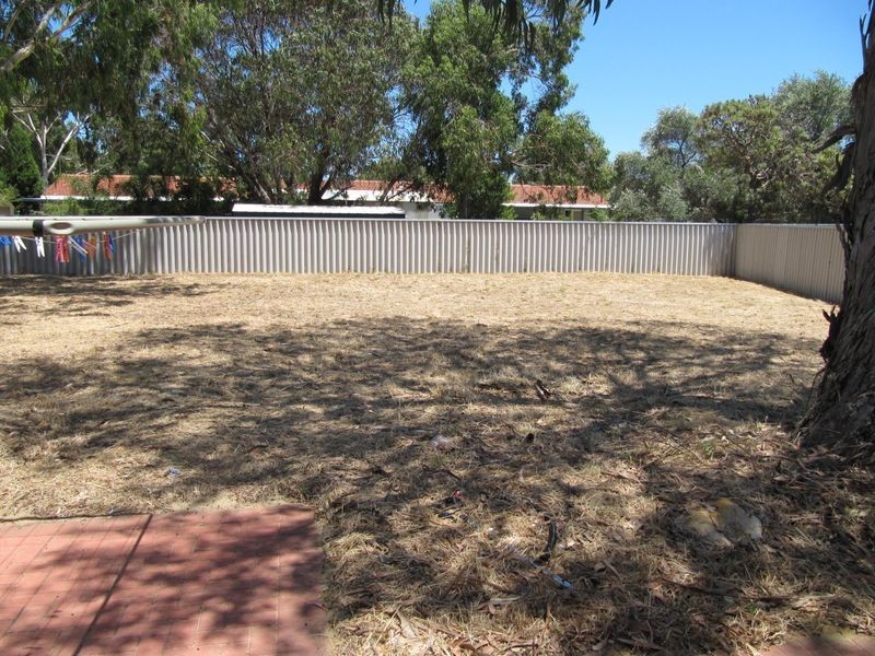 5/43 Golders Way, Girrawheen WA 6064