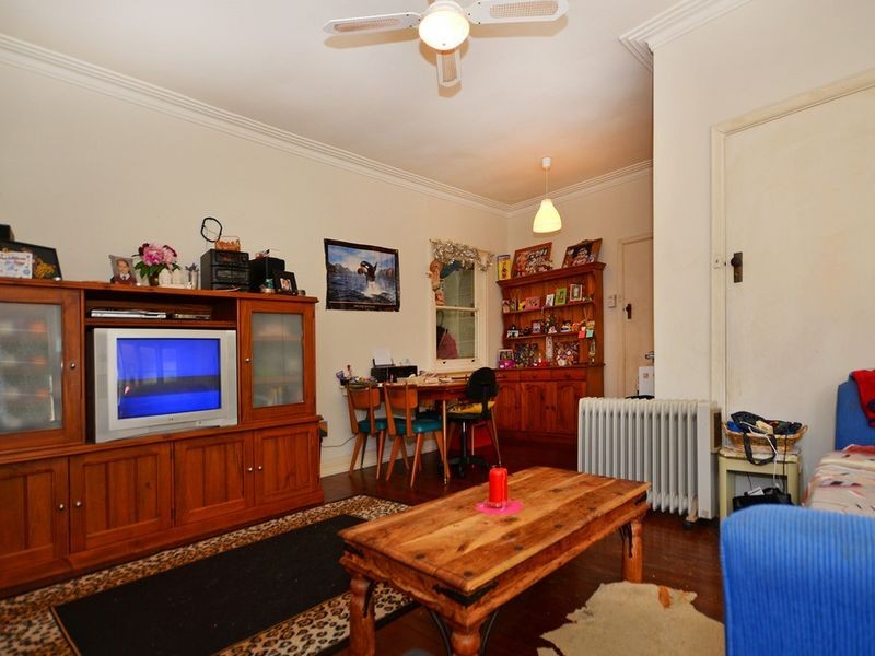 126 Holbeck Street, Doubleview WA 6018