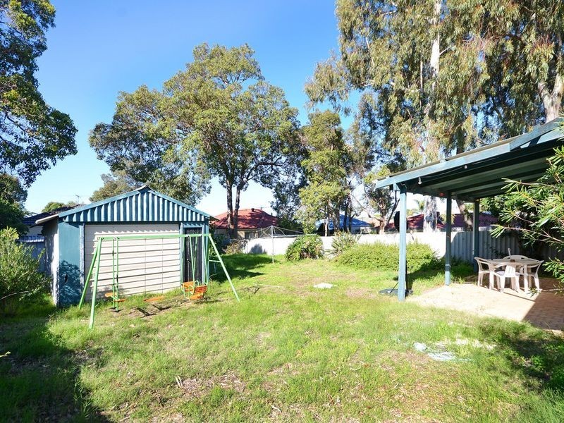 126 Holbeck Street, Doubleview WA 6018