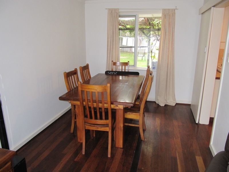 8 Broughton Way, Orelia WA 6167