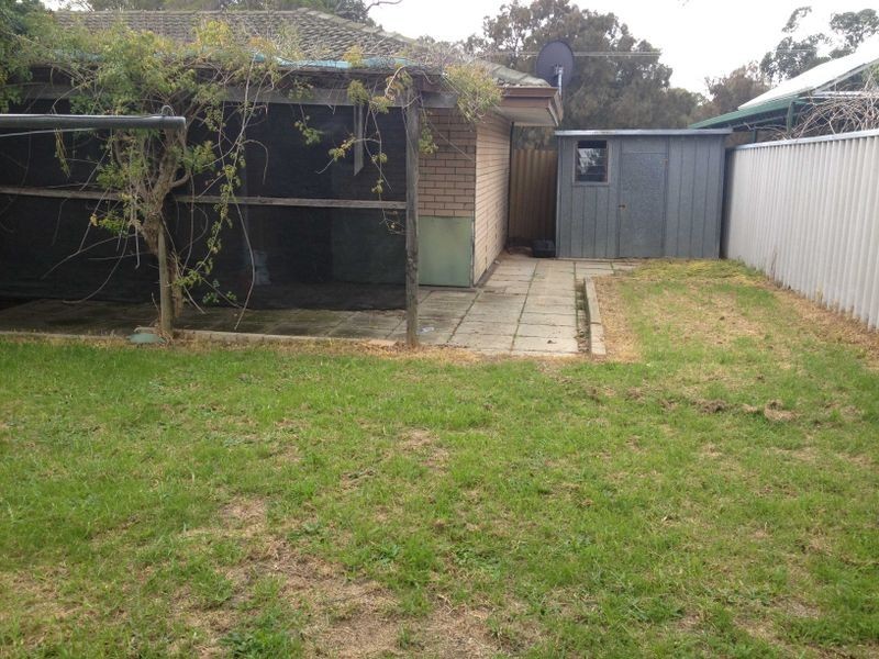 8 Broughton Way, Orelia WA 6167