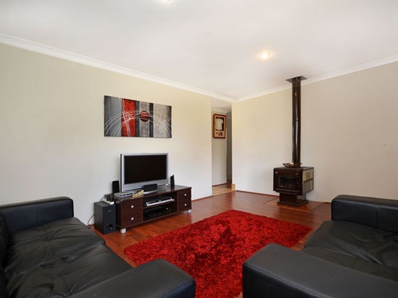 42 Oliphant Street, Kenwick WA 6107