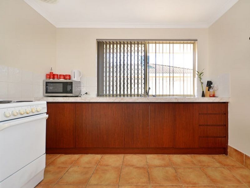 42 Oliphant Street, Kenwick WA 6107