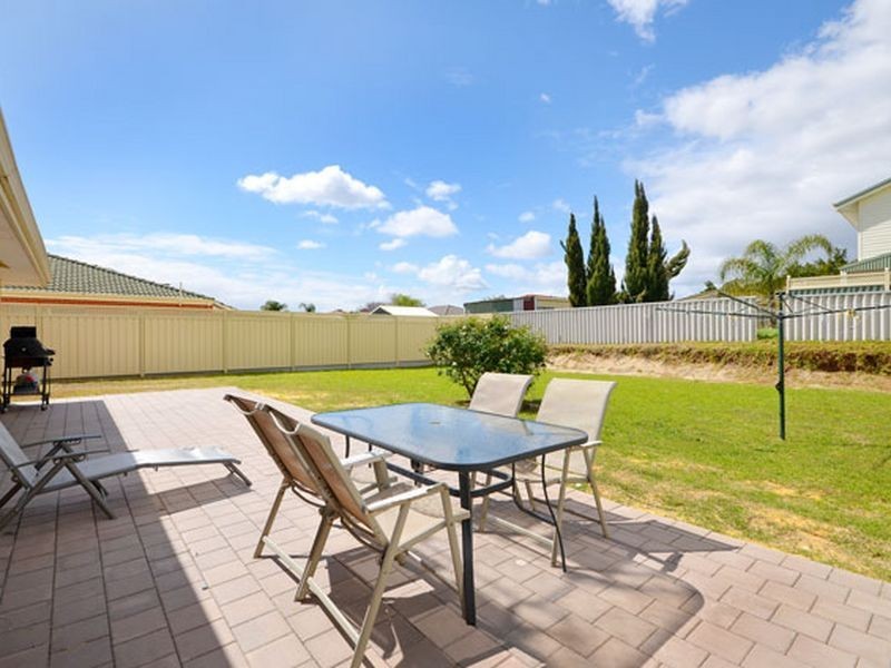 42 Oliphant Street, Kenwick WA 6107