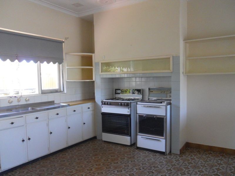 114 Huntriss Road, Karrinyup WA 6018