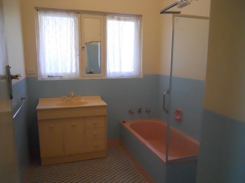 114 Huntriss Road, Karrinyup WA 6018