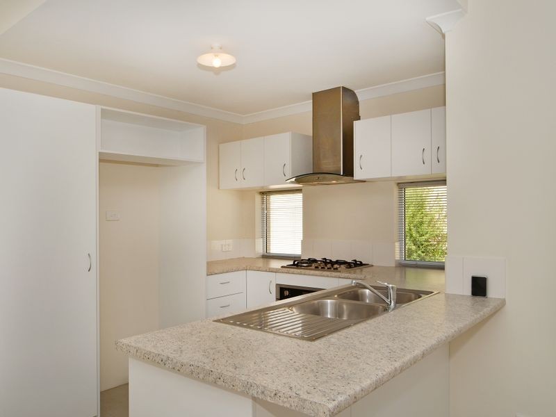 8A Donar Street, Innaloo WA 6018