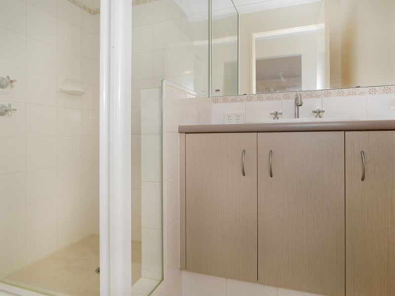 8A Donar Street, Innaloo WA 6018