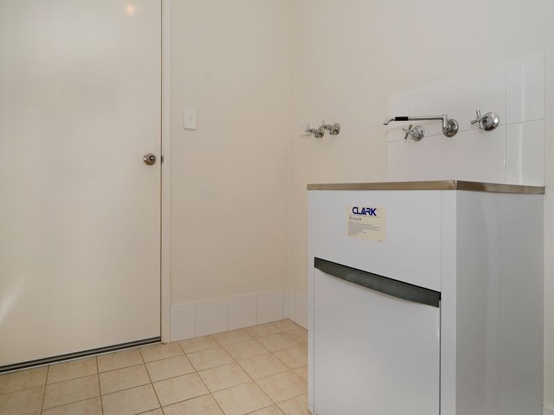 8A Donar Street, Innaloo WA 6018