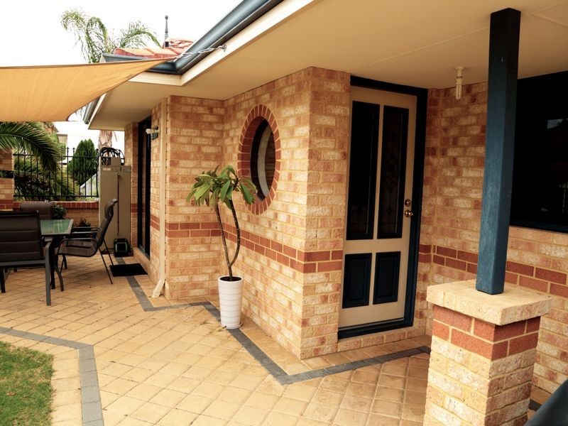 1/226 Ravenscar Street, Doubleview WA 6018