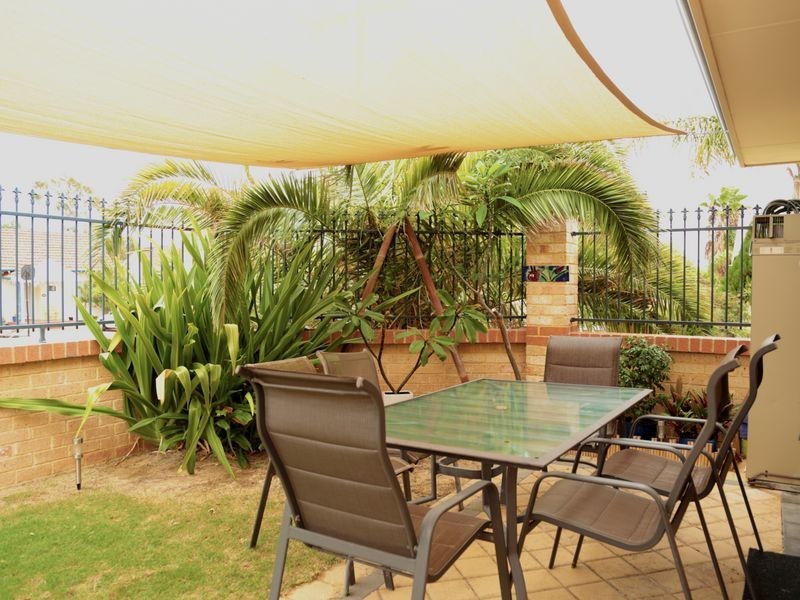 1/226 Ravenscar Street, Doubleview WA 6018