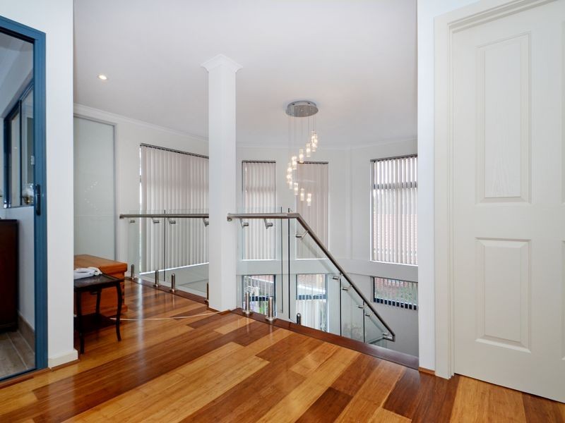 199 Grand Prom, Doubleview WA 6018