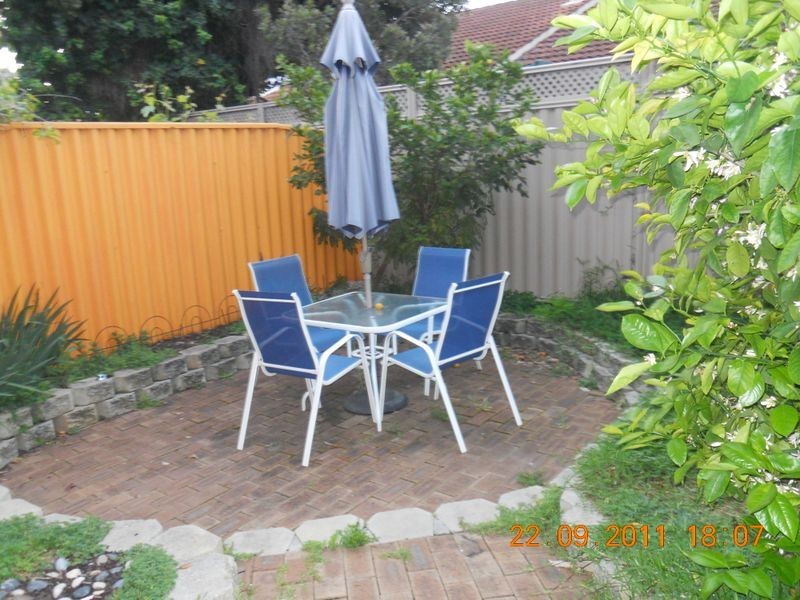 8 Aranda Place, Leederville WA 6007