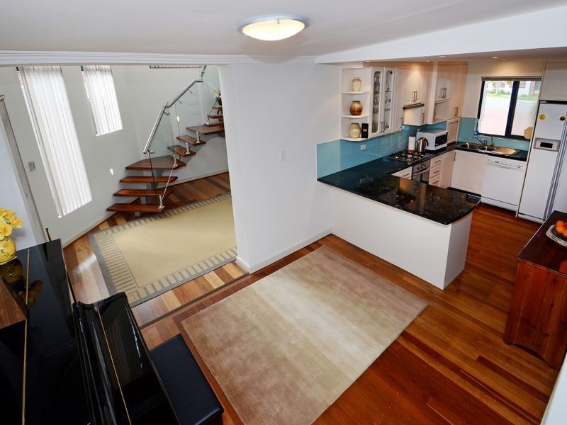 199 Grand Prom, Doubleview WA 6018