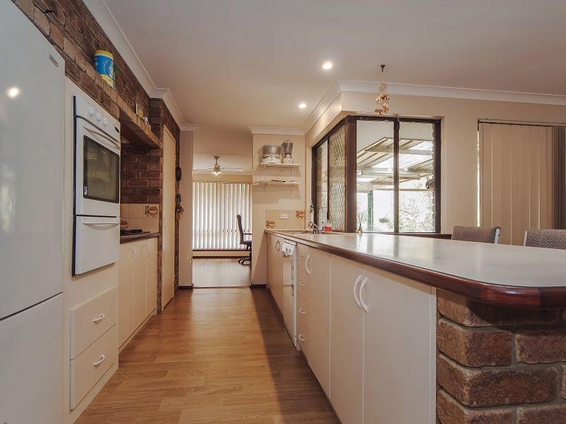 58 Jade Street, Mount Richon WA 6112